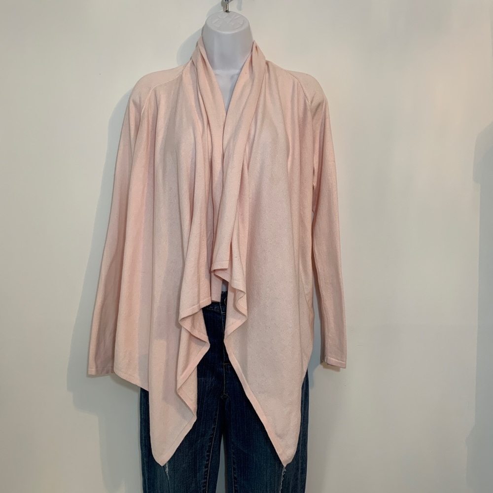 Pink knit cardigan by Lord & Taylor. Size Small - Picture 1 of 6
